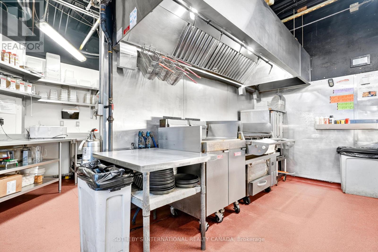2525 Bank Street, Ottawa, Ontario  K1V 8A9 - Photo 18 - X12410473