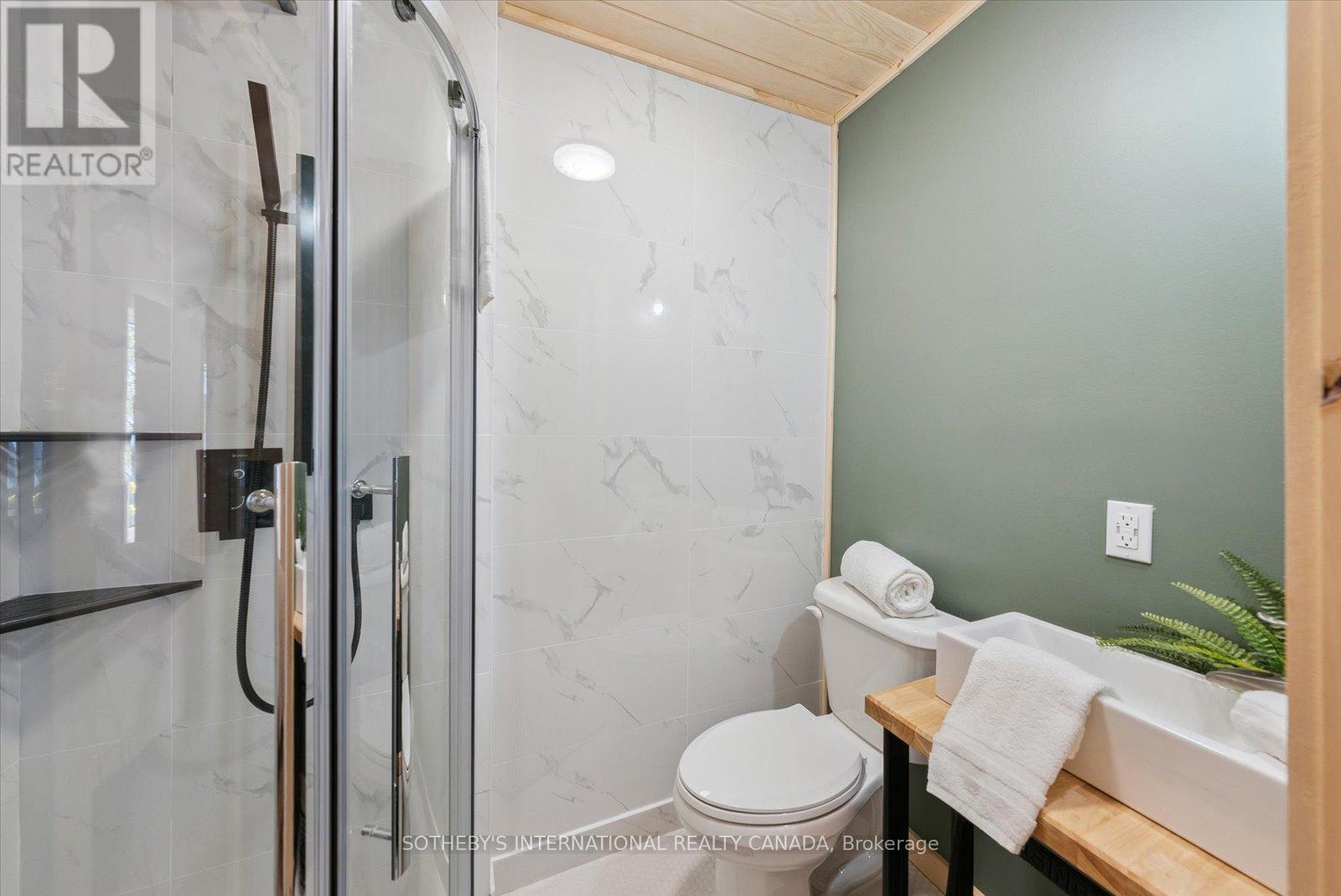 30 Tara Court, Hastings Highlands, Ontario  K0L 2R0 - Photo 22 - X12410318