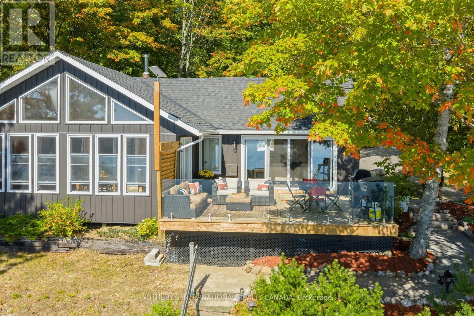 30 Tara Court, Hastings Highlands, Ontario  K0L 2R0 - Photo 3 - X12410318