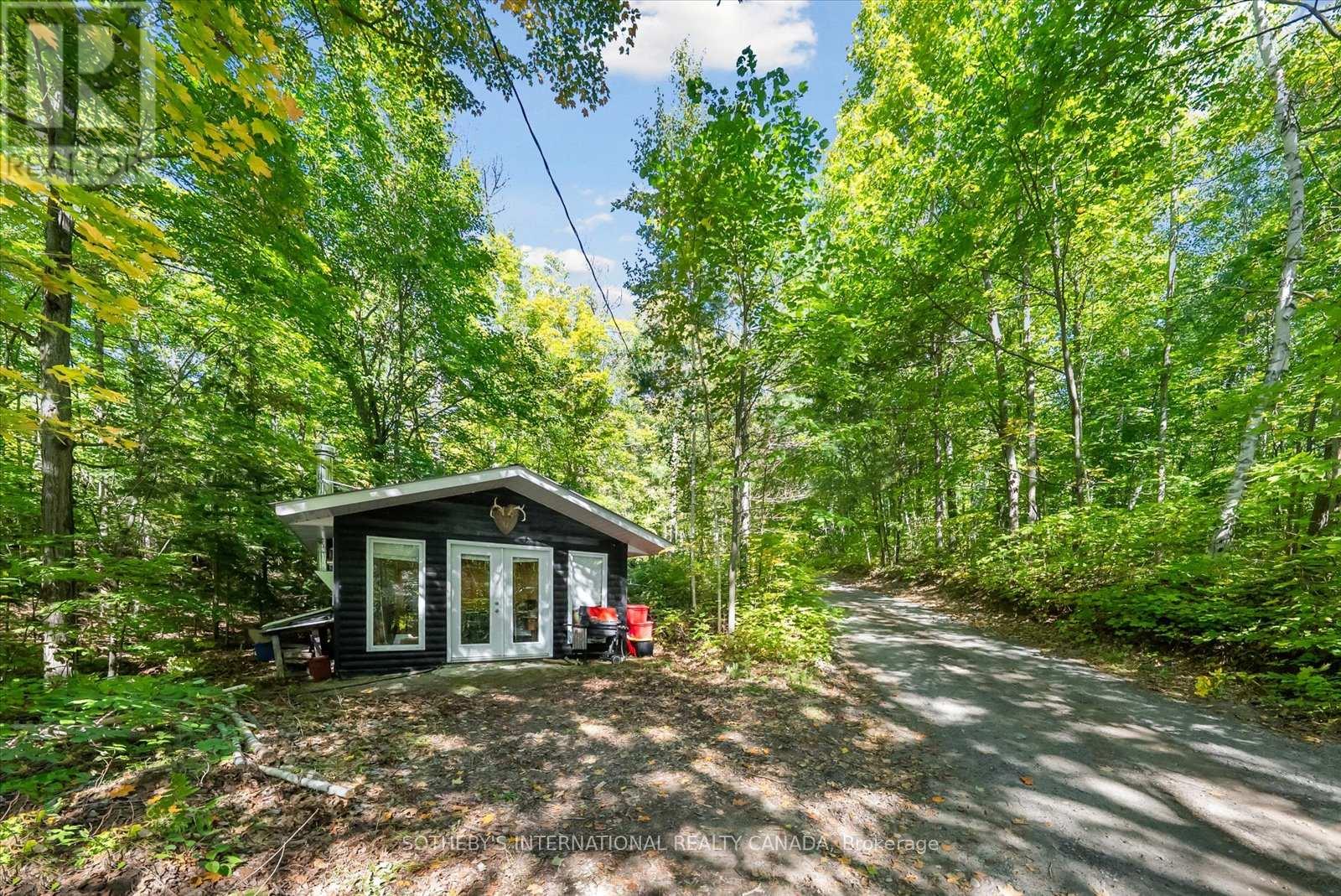30 Tara Court, Hastings Highlands, Ontario  K0L 2R0 - Photo 38 - X12410318