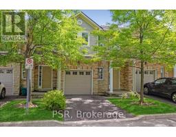 38 - 60 CLOVERLEAF DRIVE, Hamilton, Ontario