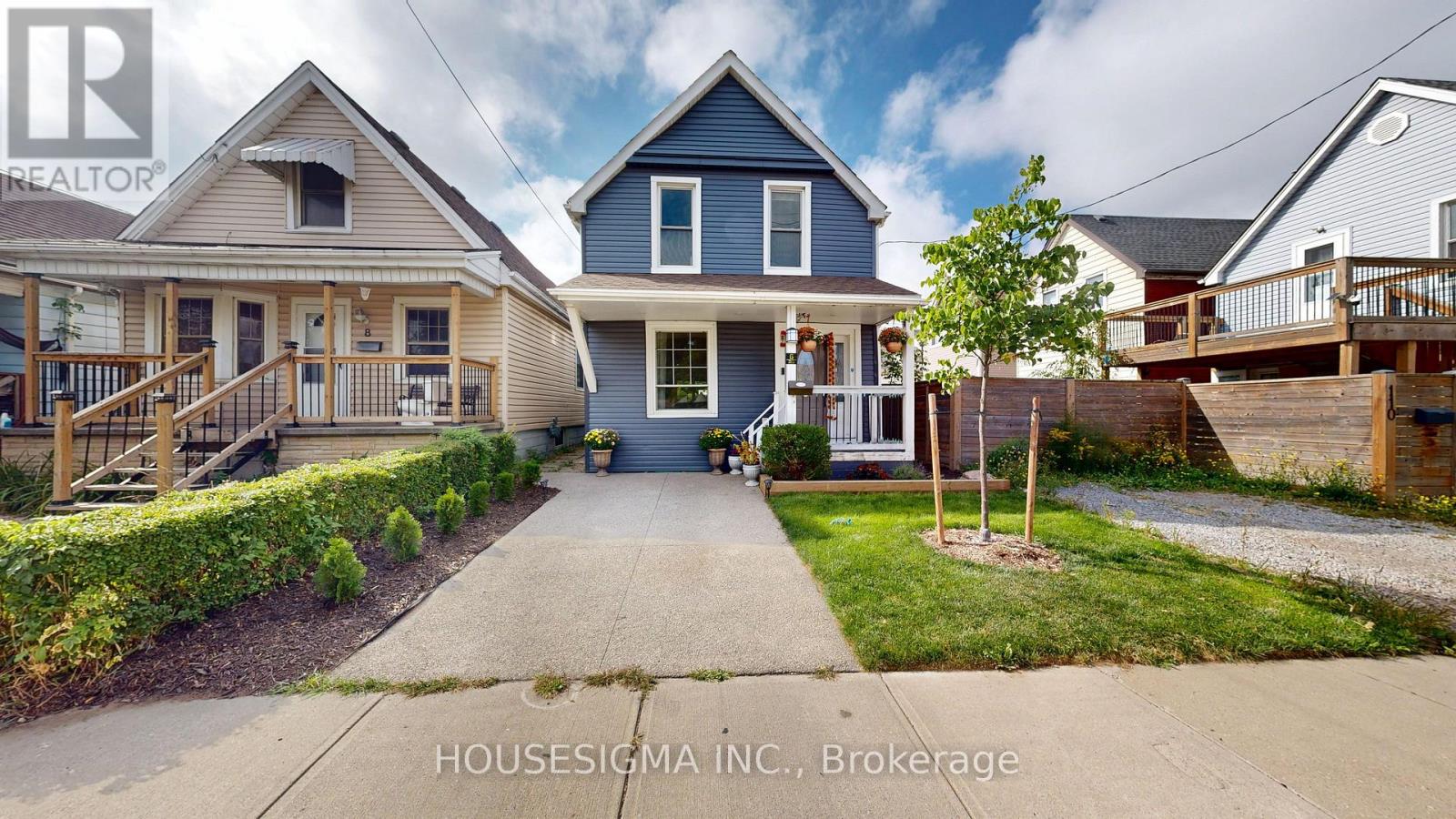 6 ALBANY AVENUE, Hamilton, Ontario