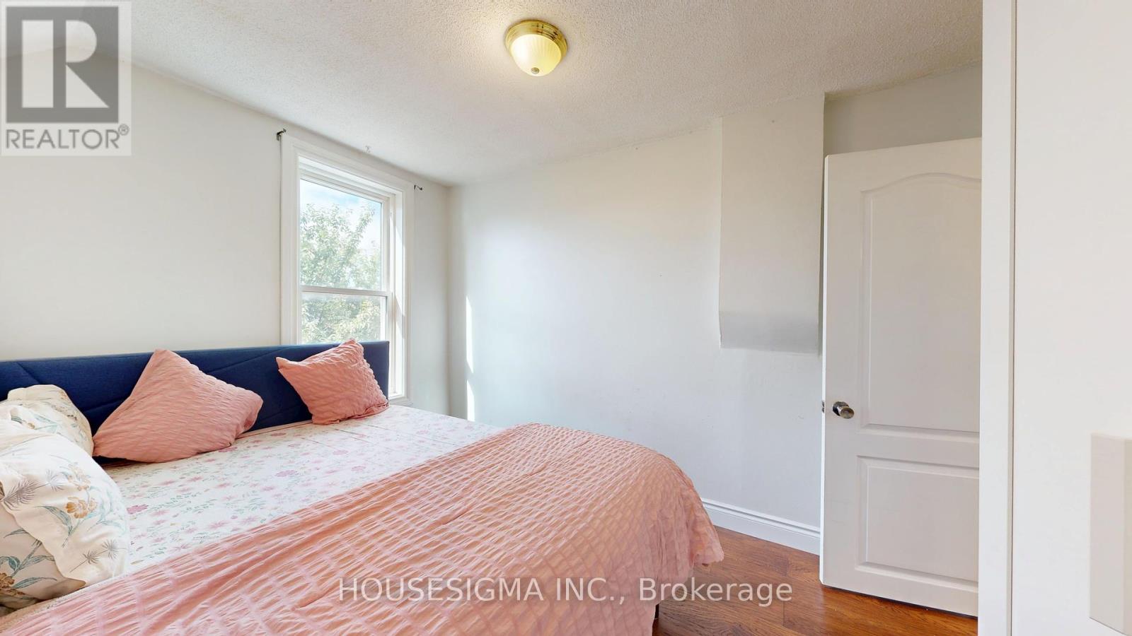 6 Albany Avenue, Hamilton, Ontario  L8H 2H2 - Photo 19 - X12410393