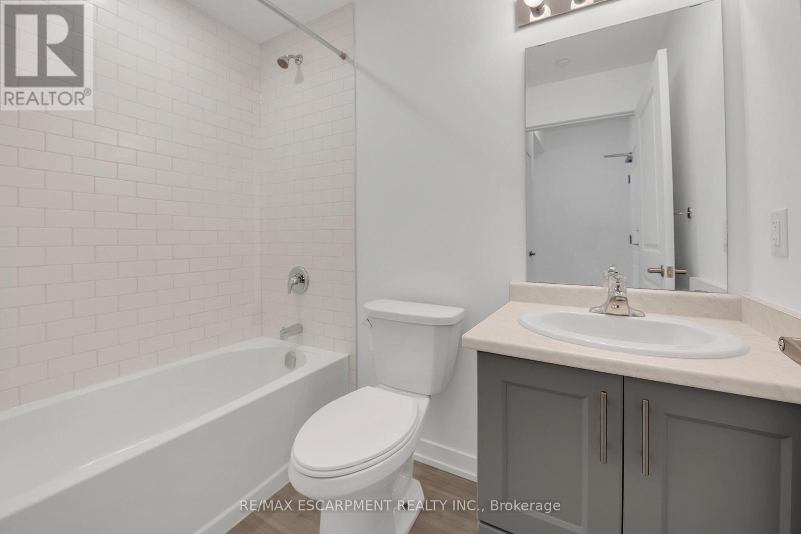 319 - 450 Dundas Street, Hamilton, Ontario  L8B 1Z2 - Photo 21 - X12410410