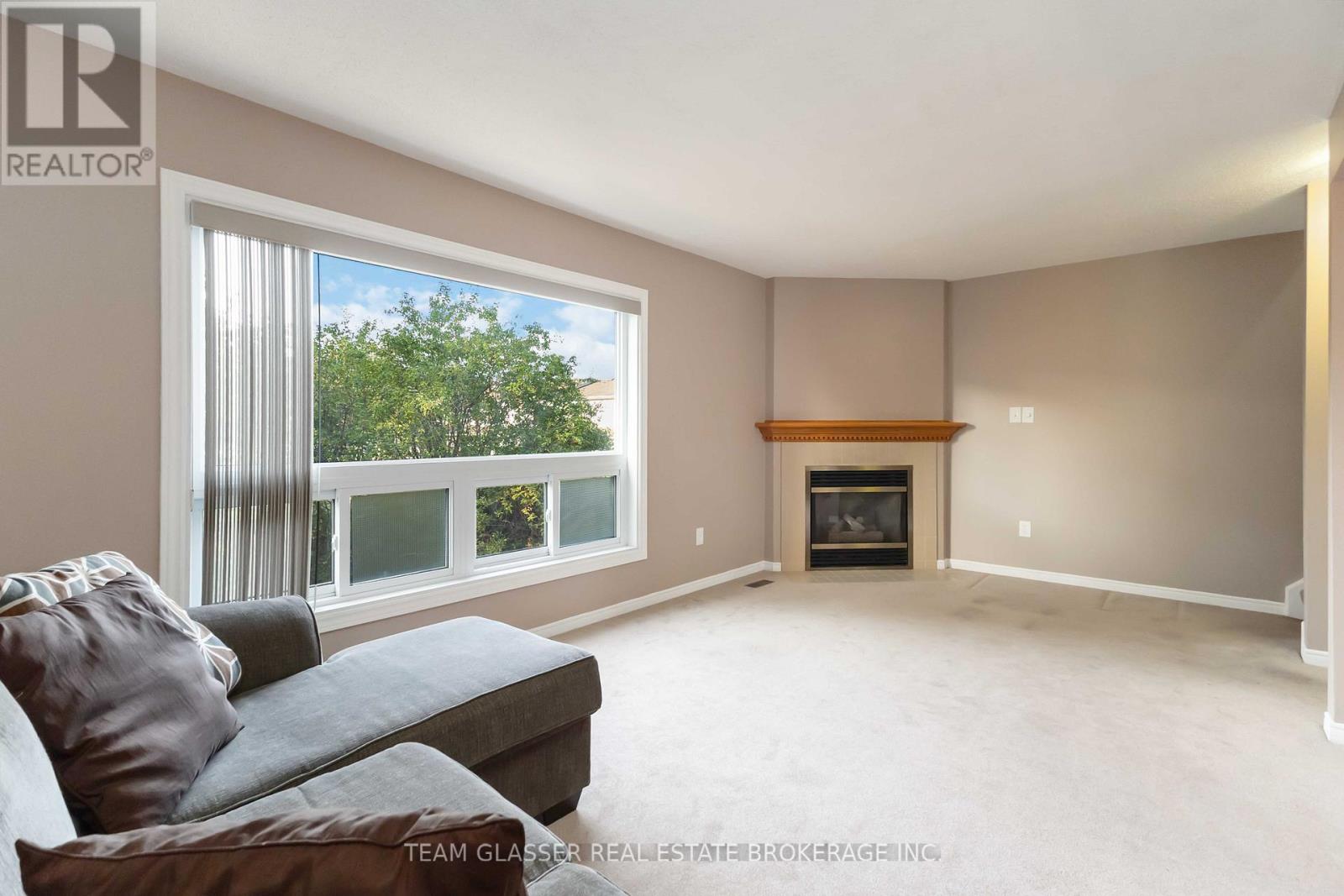 63 - 1990 Wavell Street, London East, Ontario  N5V 4N5 - Photo 6 - X12408934
