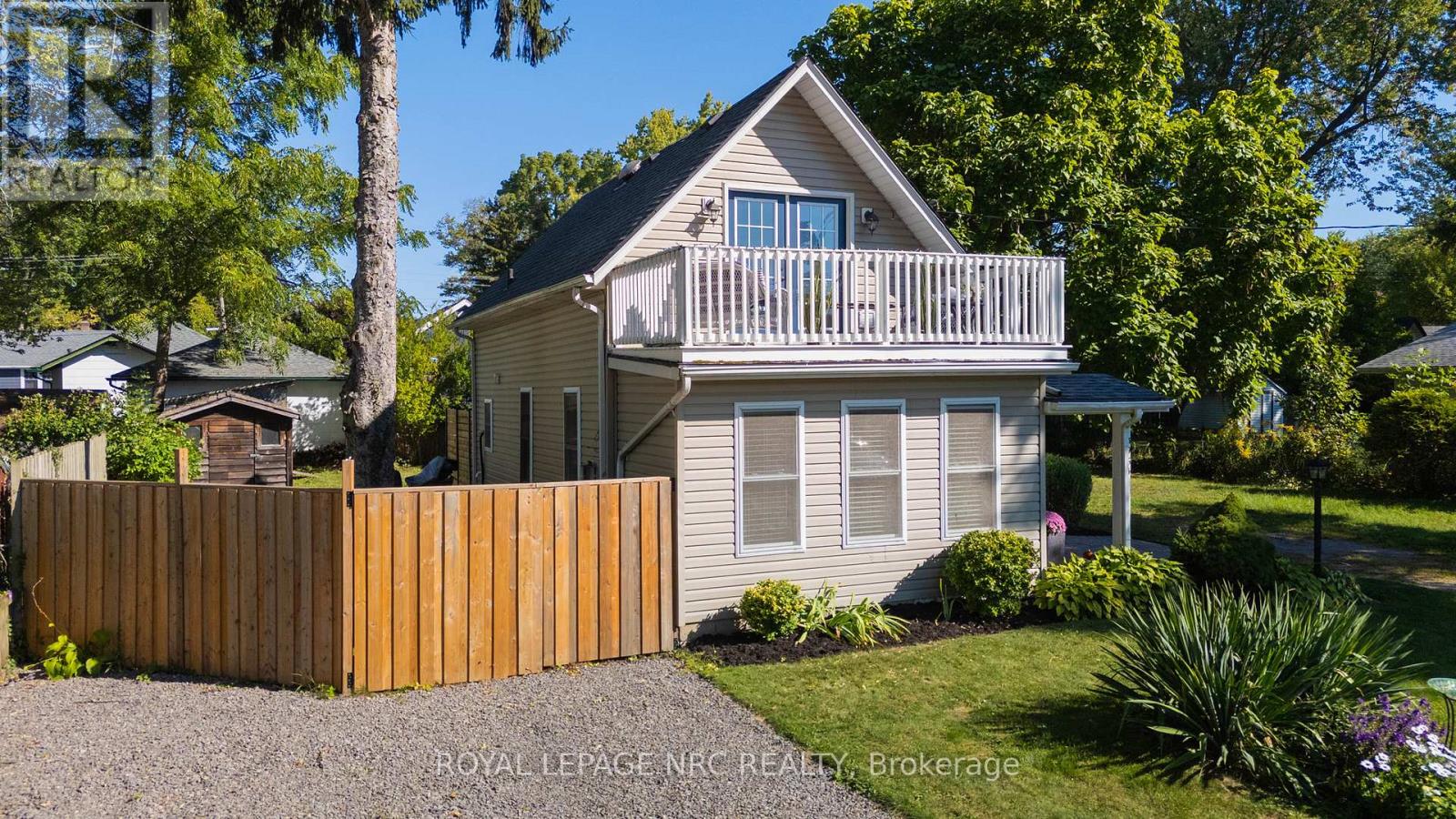 3964 Alexandra Road, Fort Erie, Ontario  L0S 1B0 - Photo 4 - X12410460
