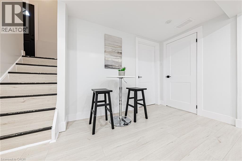 22 William Johnson Street Unit# Ll, Stoney Creek, Ontario  L8J 1B4 - Photo 6 - 40769023
