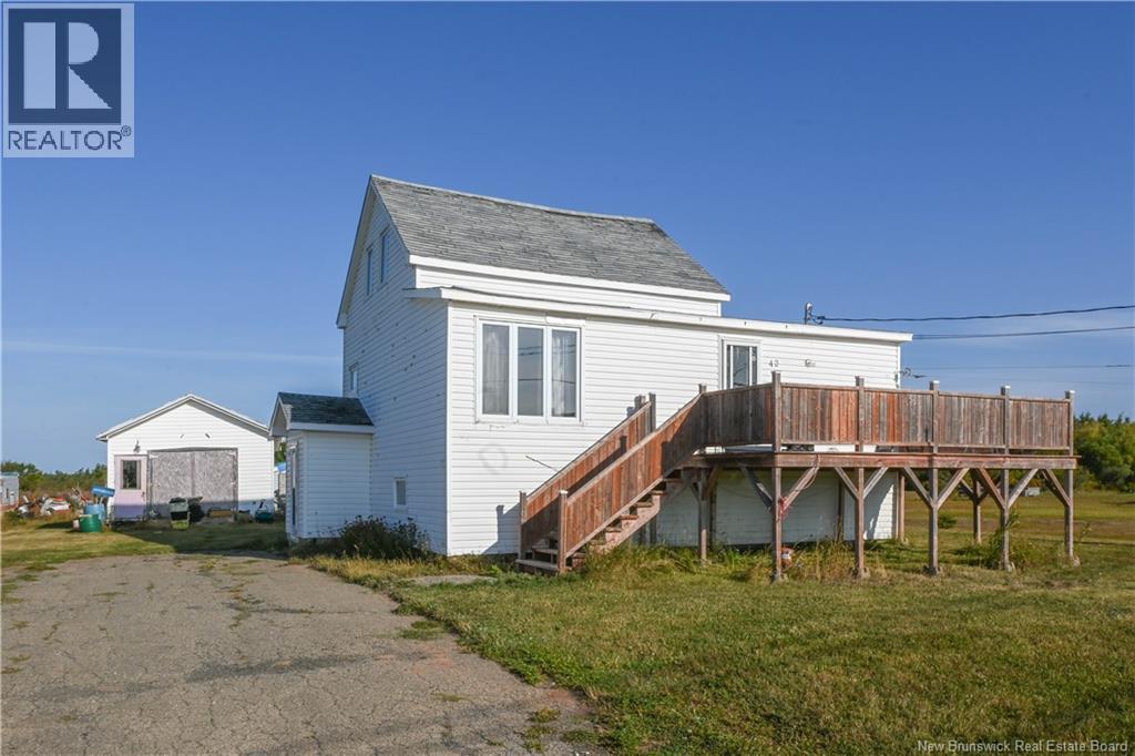 42 Rue Ferron Street, Cap-Bateau, New Brunswick  E8T 3E4 - Photo 1 - NB126885