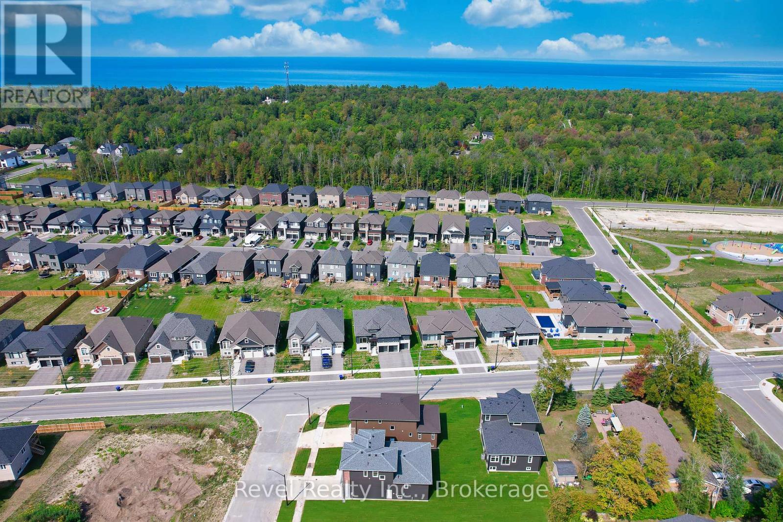 43 Joanne Crescent, Wasaga Beach, Ontario  L9Z 2N9 - Photo 16 - S12347775