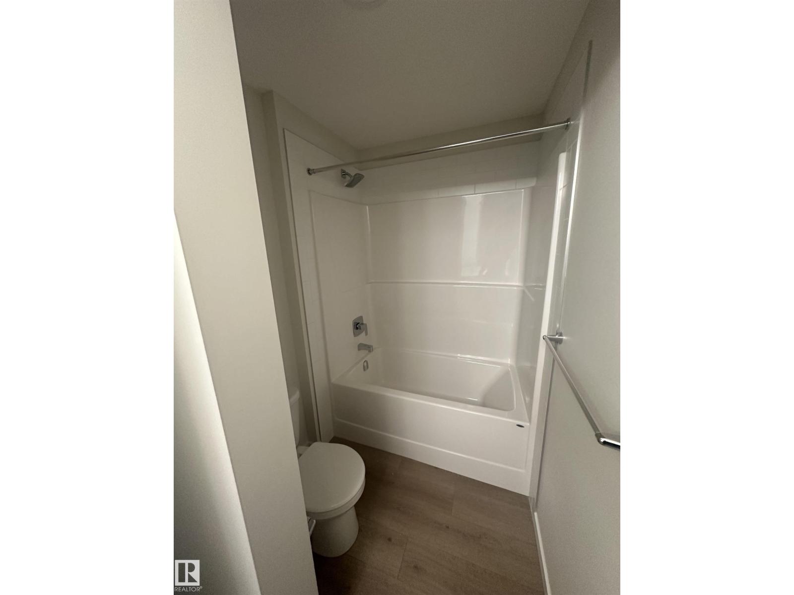 9104 Elves Lo Nw, Edmonton, Alberta  T6M 3G2 - Photo 15 - E4452307