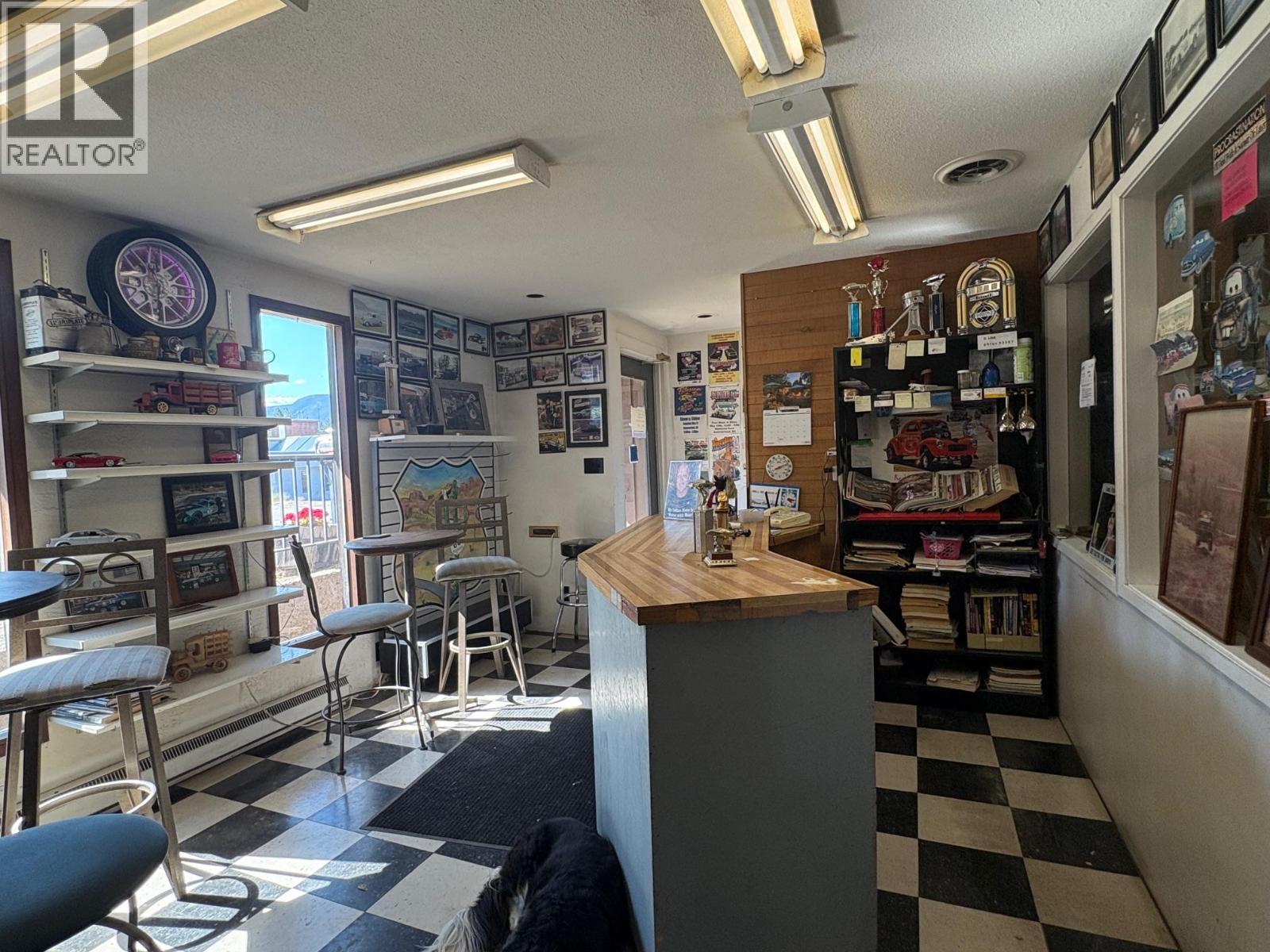 Photo 6 at 737 Okanagan Avenue, Industrial Area, Penticton Photo 6 at 737 Okanagan Avenue, Industrial Area, Penticton