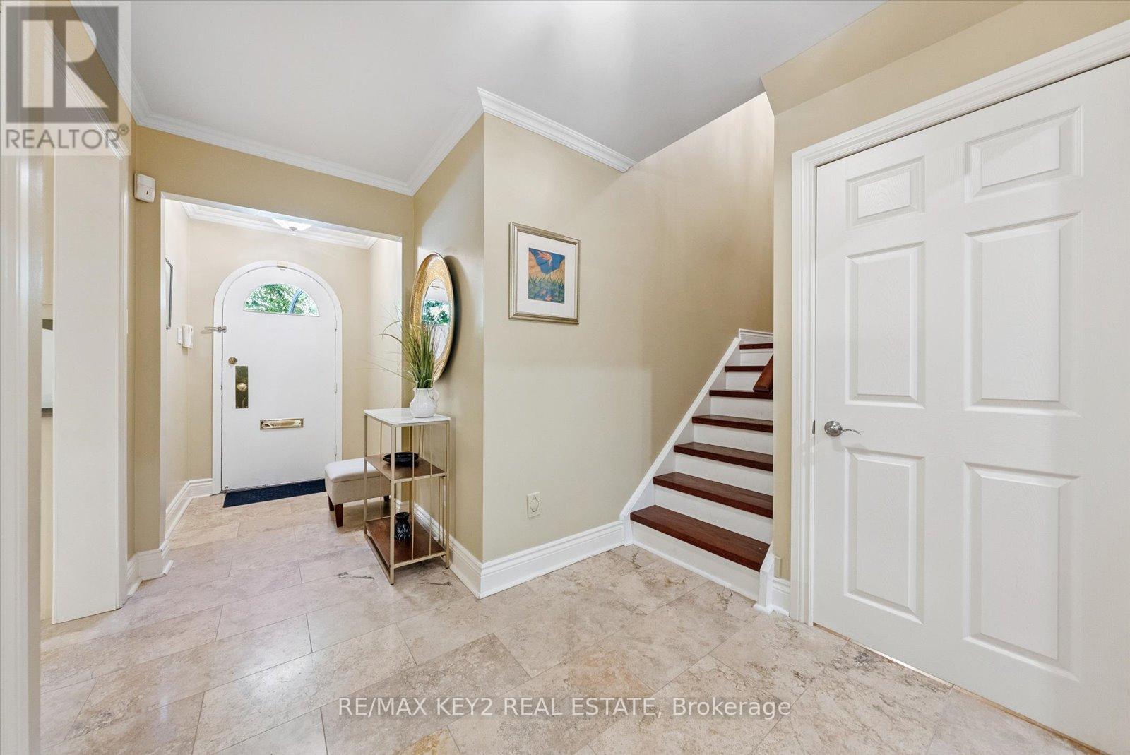 201 - 34 Snowshoe Mill Way, Toronto, Ontario  M2L 1T5 - Photo 3 - C12410469
