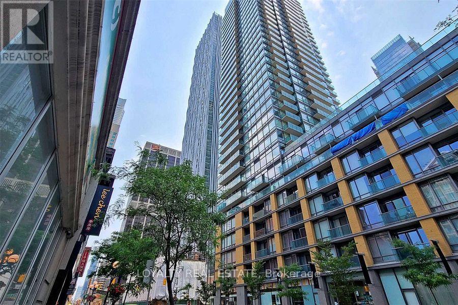 801 - 1 Yorkville Avenue, Toronto, Ontario  M4W 0B1 - Photo 26 - C12410472