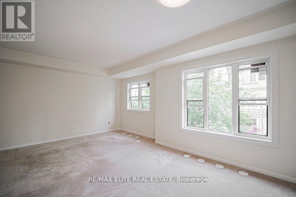 79 - 1250 St Martins Drive, Pickering, Ontario  L1W 0A2 - Photo 11 - E12410454