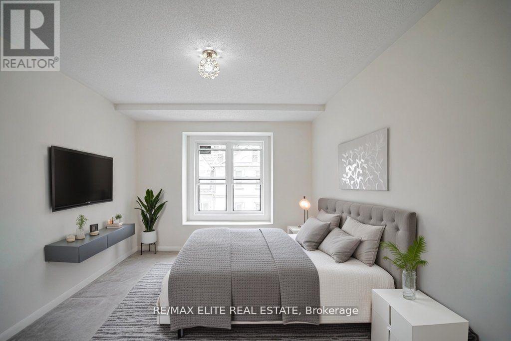 79 - 1250 St Martins Drive, Pickering, Ontario  L1W 0A2 - Photo 5 - E12410454