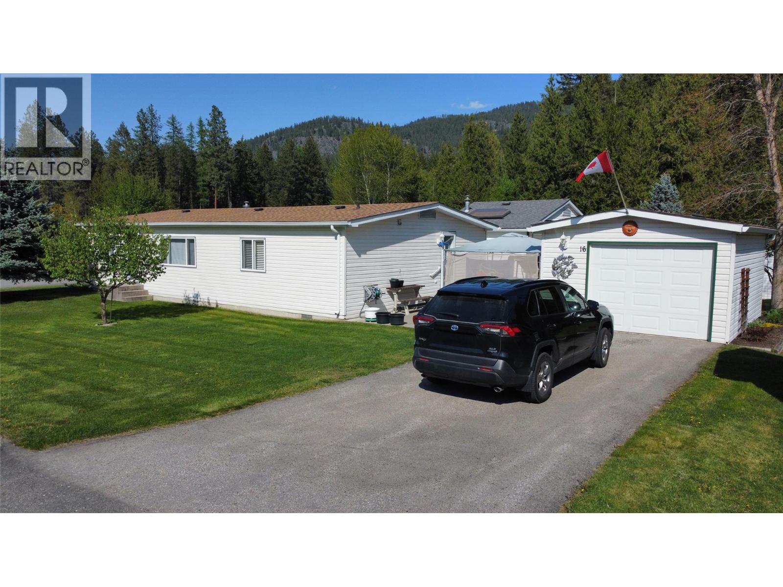 1500 Neimi Road Unit# 16, Christina Lake, British Columbia  V0H 1E2 - Photo 1 - 10345970