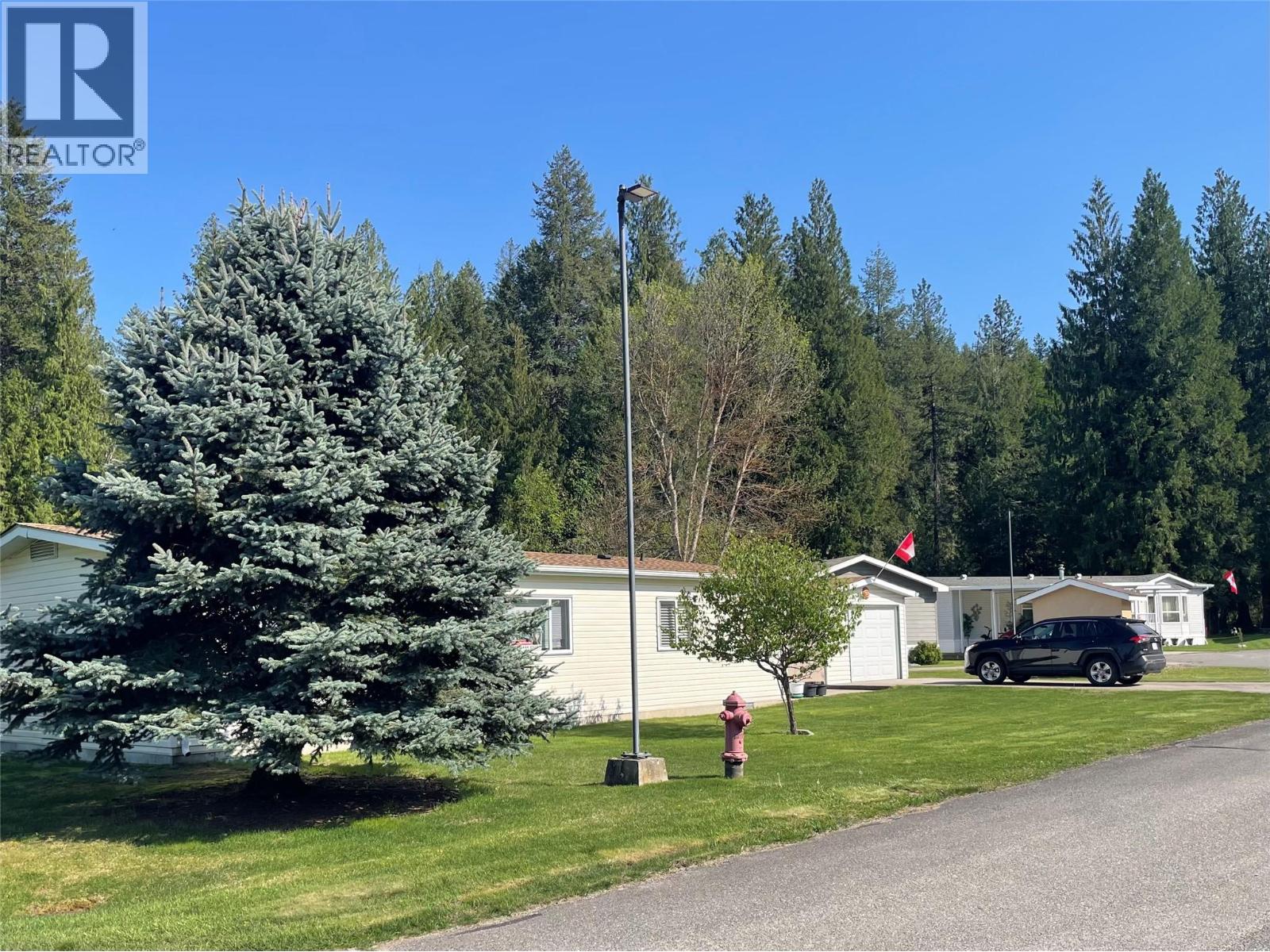 1500 Neimi Road Unit# 16, Christina Lake, British Columbia  V0H 1E2 - Photo 2 - 10345970