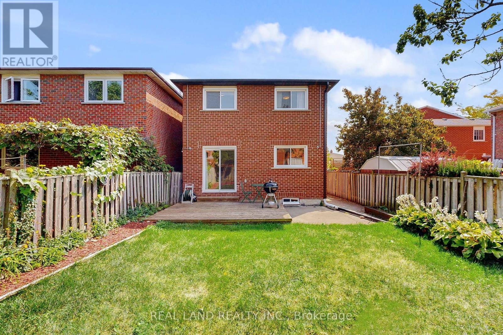 251 Glen Shields Avenue, Vaughan, Ontario  L4K 2R1 - Photo 47 - N12410491