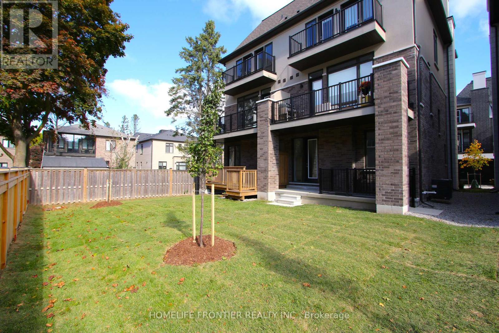 40 Chiara Rose Lane, Richmond Hill, Ontario  L4E 1H4 - Photo 36 - N12410494