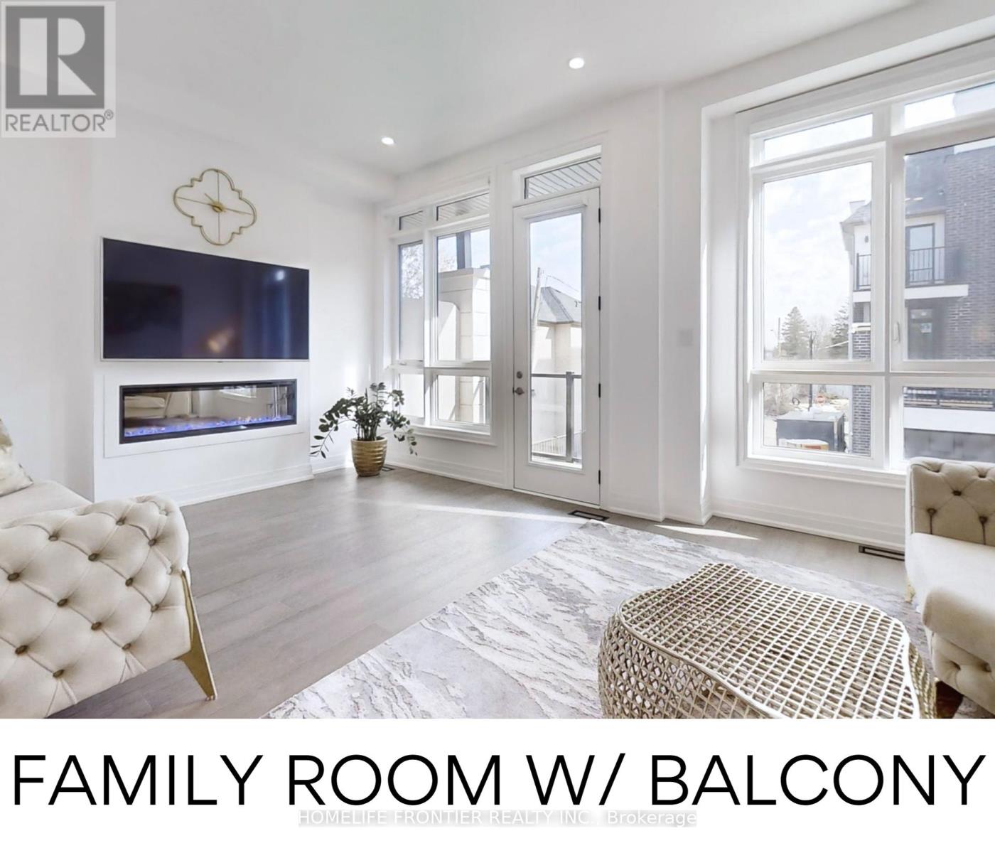 40 Chiara Rose Lane, Richmond Hill, Ontario  L4E 1H4 - Photo 5 - N12410494