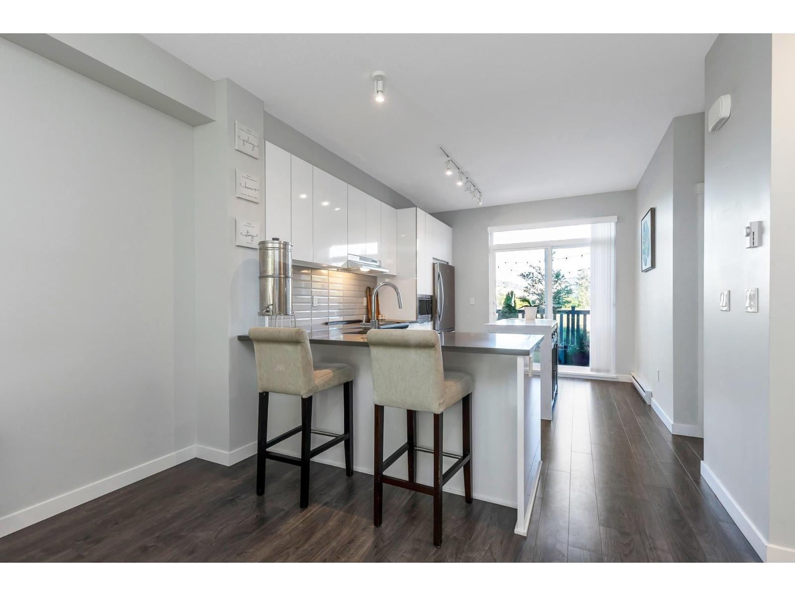 189 30930 Westridge Place, Abbotsford, British Columbia  V2T 0H6 - Photo 2 - R3049166