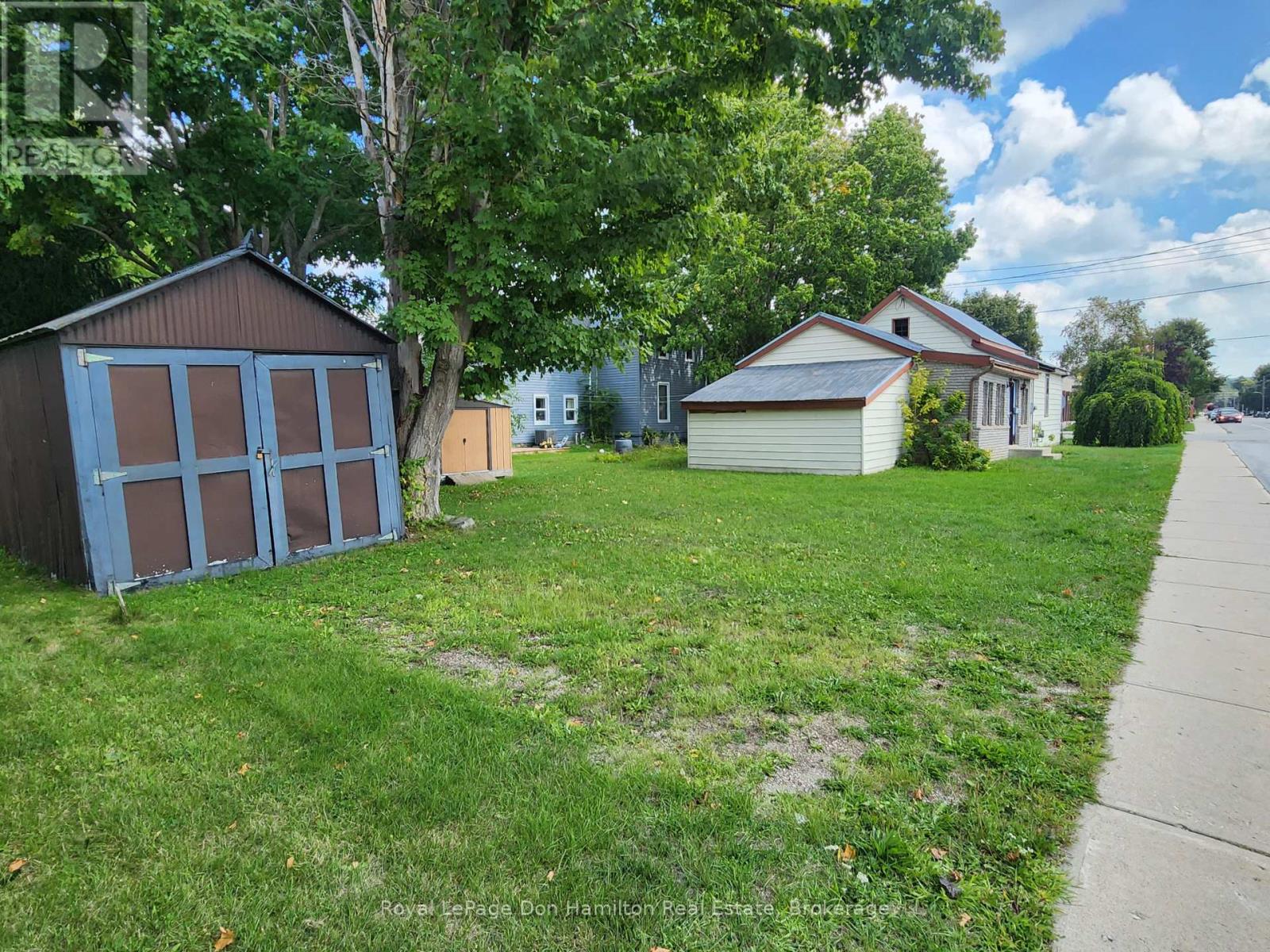 21 Peter Street S, Brockton, Ontario  N0G 2V0 - Photo 6 - X12410533