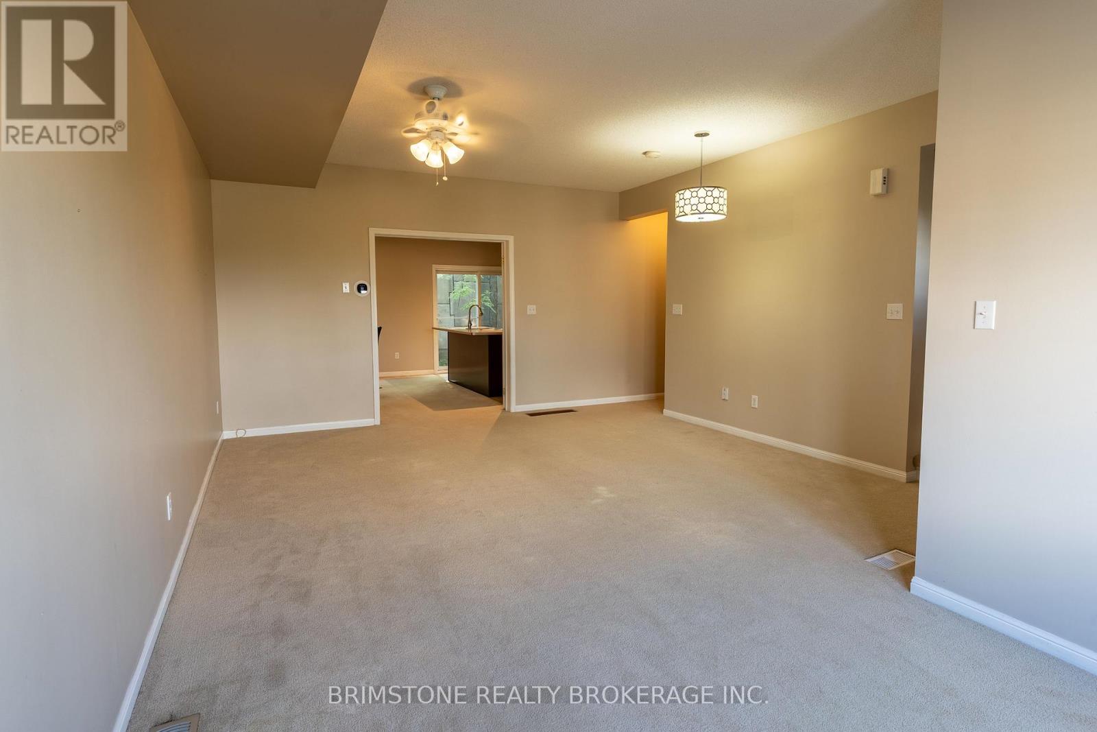 9 - 175 Stanley Street, Barrie, Ontario  L4M 0G2 - Photo 4 - S12410465