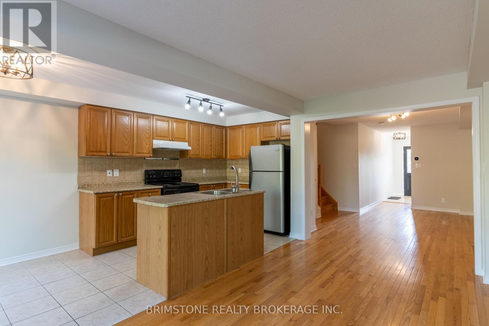 89 Winchester Terrace, Barrie, Ontario  L4M 0C8 - Photo 10 - S12410471