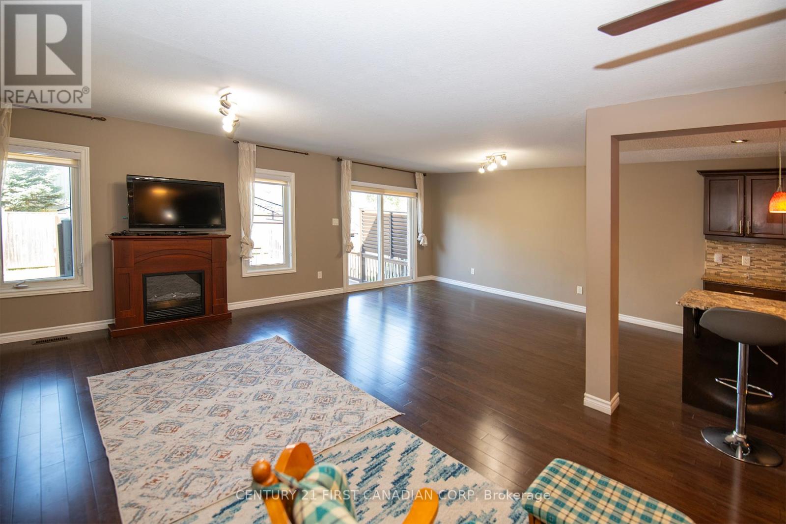 3399 Emilycarr Lane S, London South, Ontario  N6L 0A3 - Photo 15 - X12410591