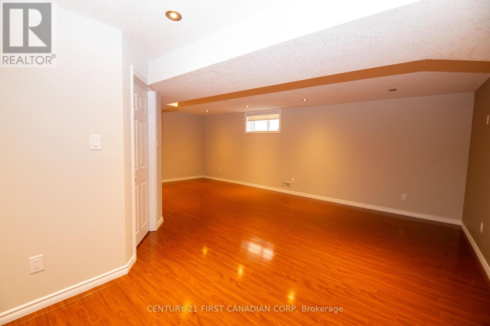 3399 Emilycarr Lane S, London South, Ontario  N6L 0A3 - Photo 22 - X12410591