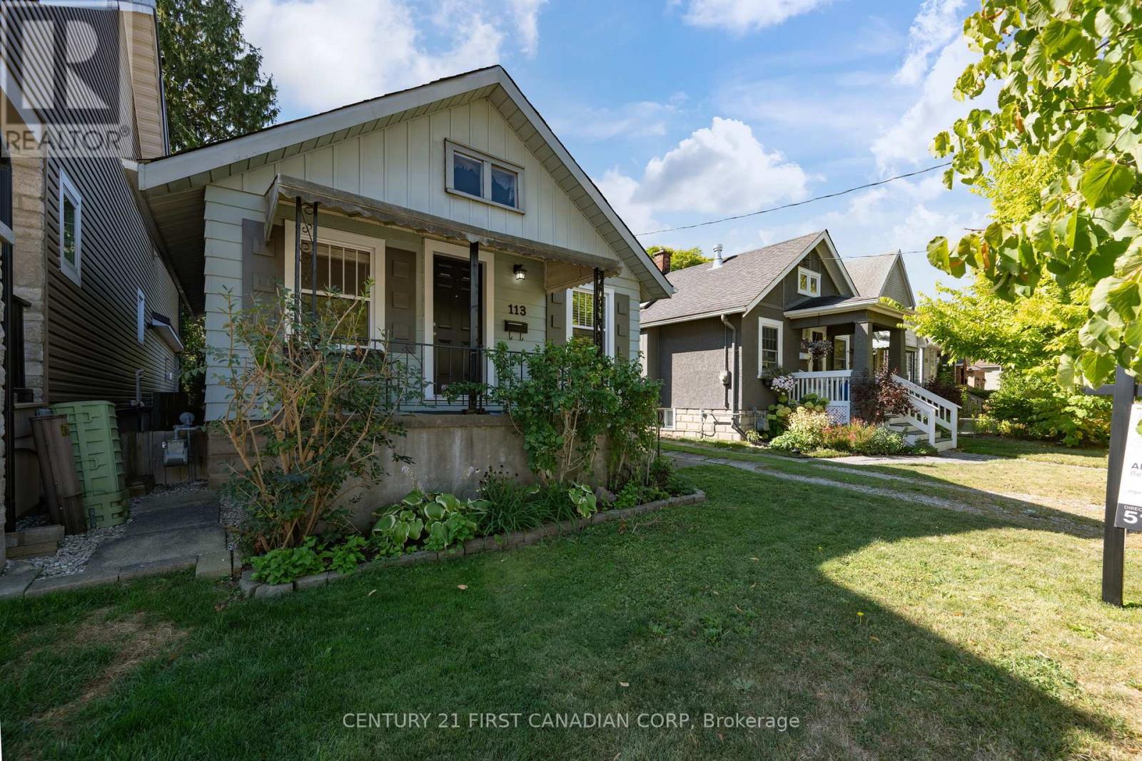 113 Emery Street E, London South, Ontario  N6C 2C9 - Photo 2 - X12410594