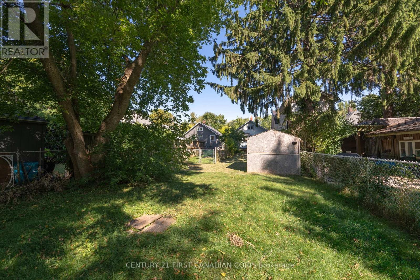 113 Emery Street E, London South, Ontario  N6C 2C9 - Photo 23 - X12410594