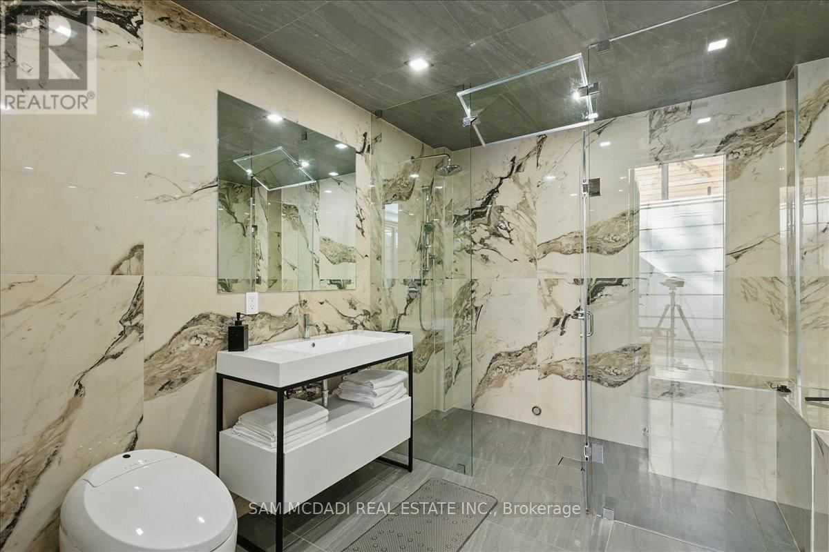 170 Woodhaven Park Drive, Oakville, Ontario  L6L 4K6 - Photo 37 - W12230413