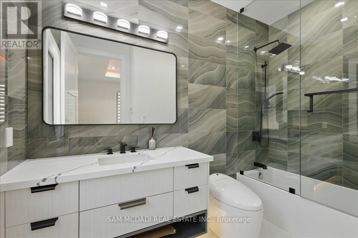 170 Woodhaven Park Drive, Oakville, Ontario  L6L 4K6 - Photo 30 - W12230413