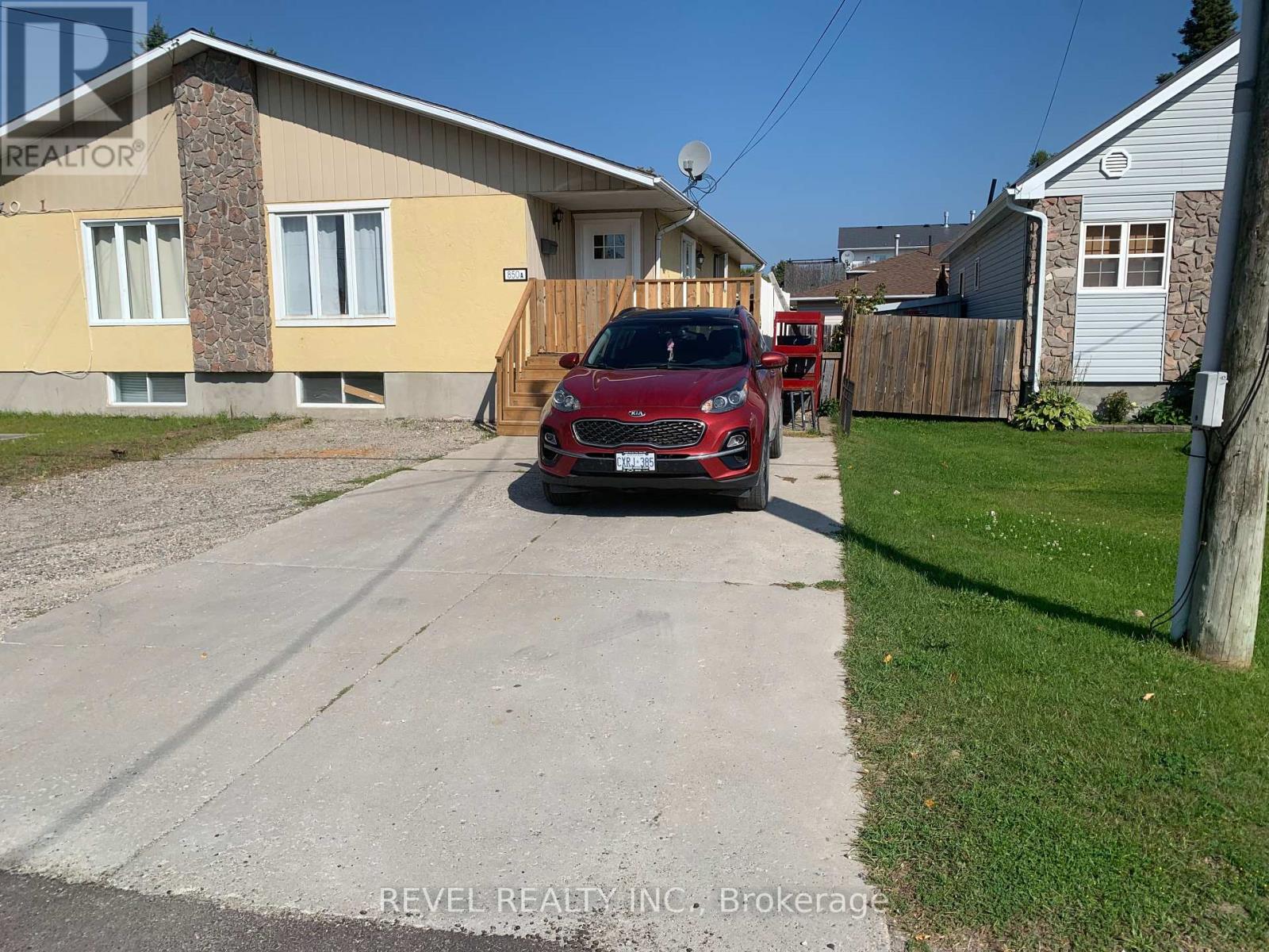 850 A Park Avenue, Timmins (Mtj - Main Area), Ontario  P4N 3Y2 - Photo 1 - T12410597