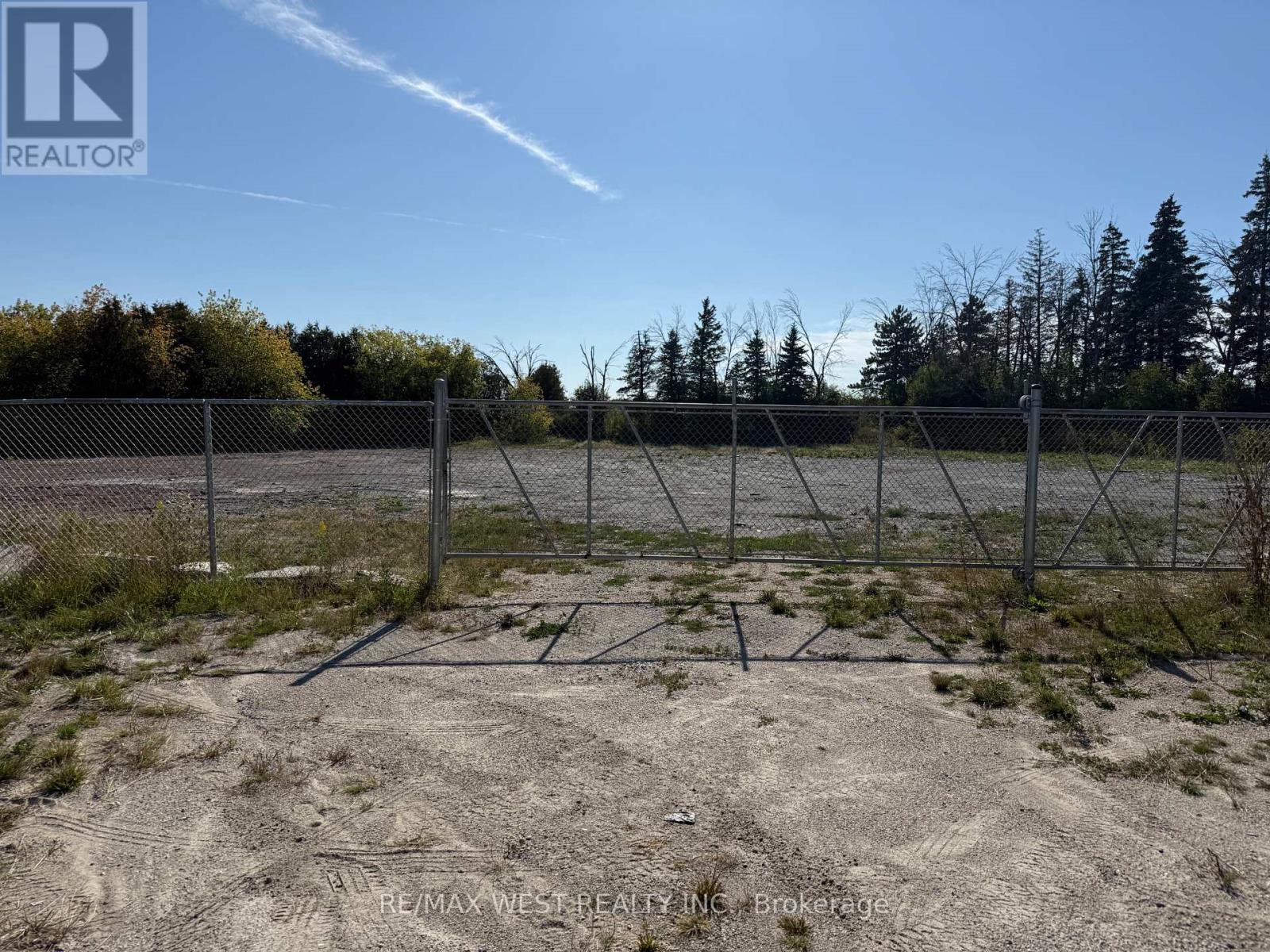 14182 Highway 50, Caledon, Ontario  L7E 1Y6 - Photo 2 - W12401547