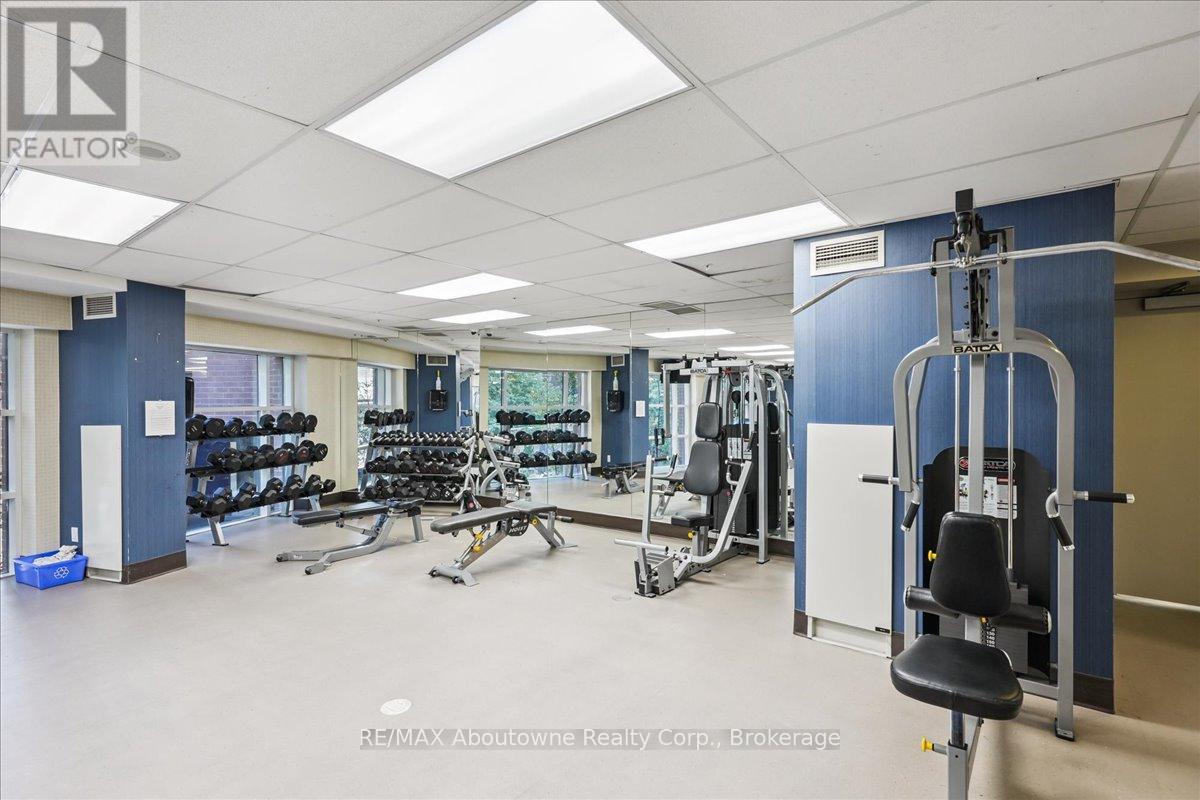 2411 - 33 Sheppard Avenue E, Toronto, Ontario  M2N 7K1 - Photo 37 - C12410551