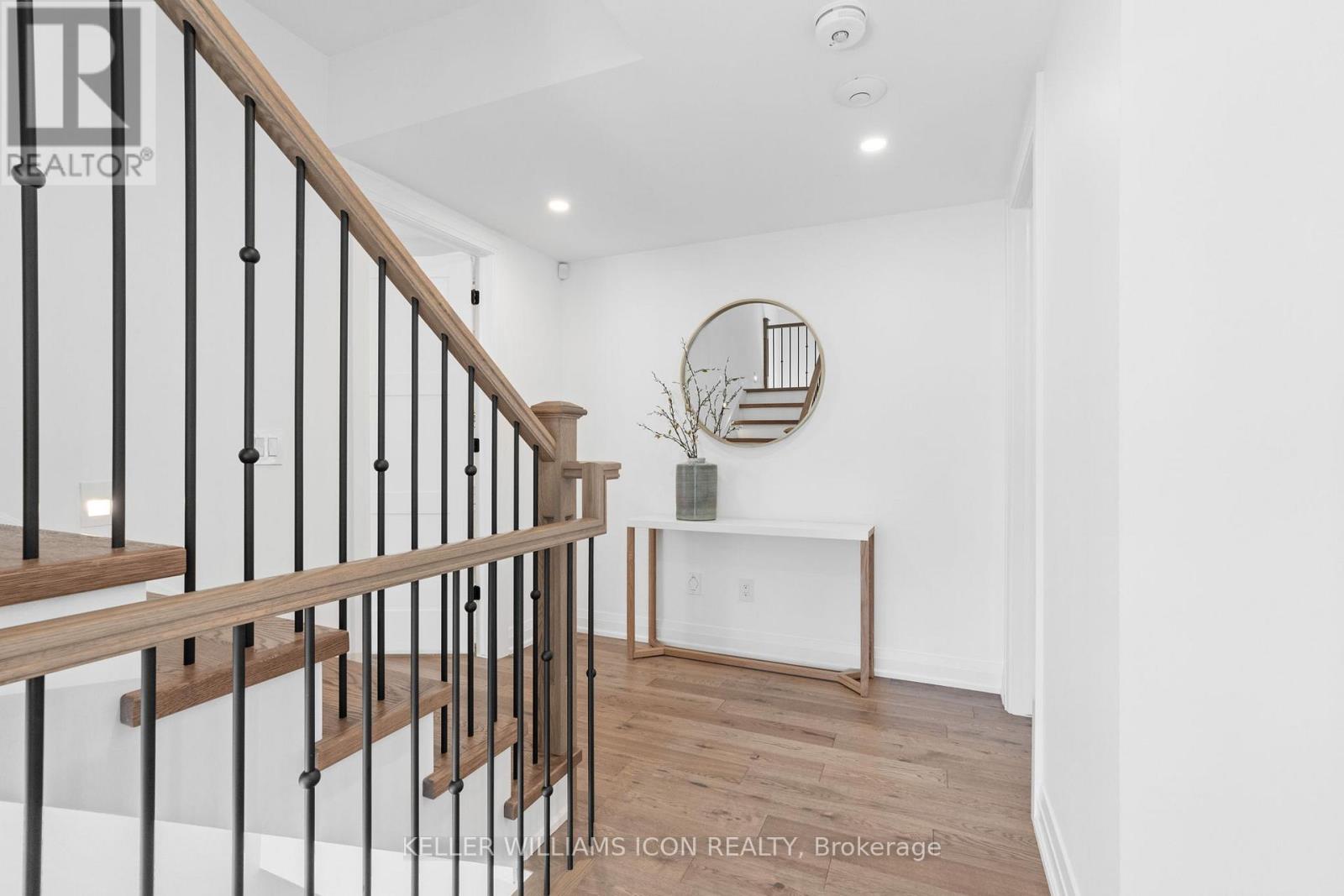 320 Hillcrest Road, Ottawa, Ontario  K1M 0J6 - Photo 15 - X12410519