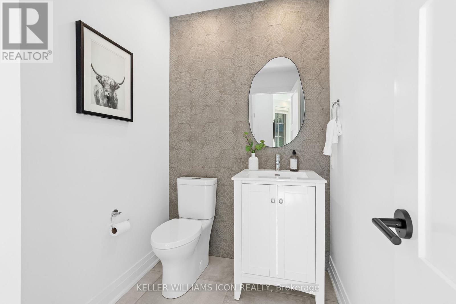 320 Hillcrest Road, Ottawa, Ontario  K1M 0J6 - Photo 16 - X12410519
