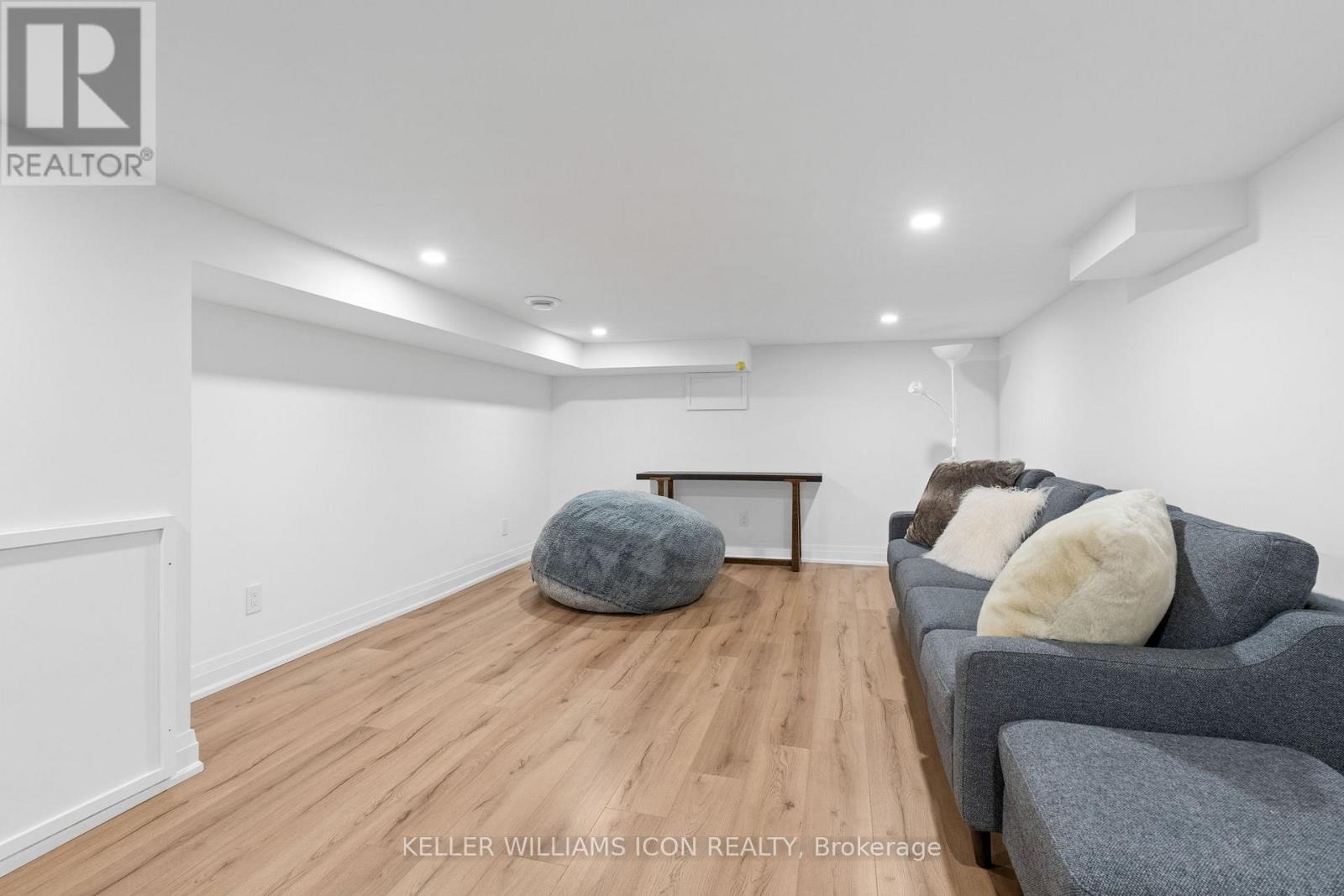 320 Hillcrest Road, Ottawa, Ontario  K1M 0J6 - Photo 24 - X12410519