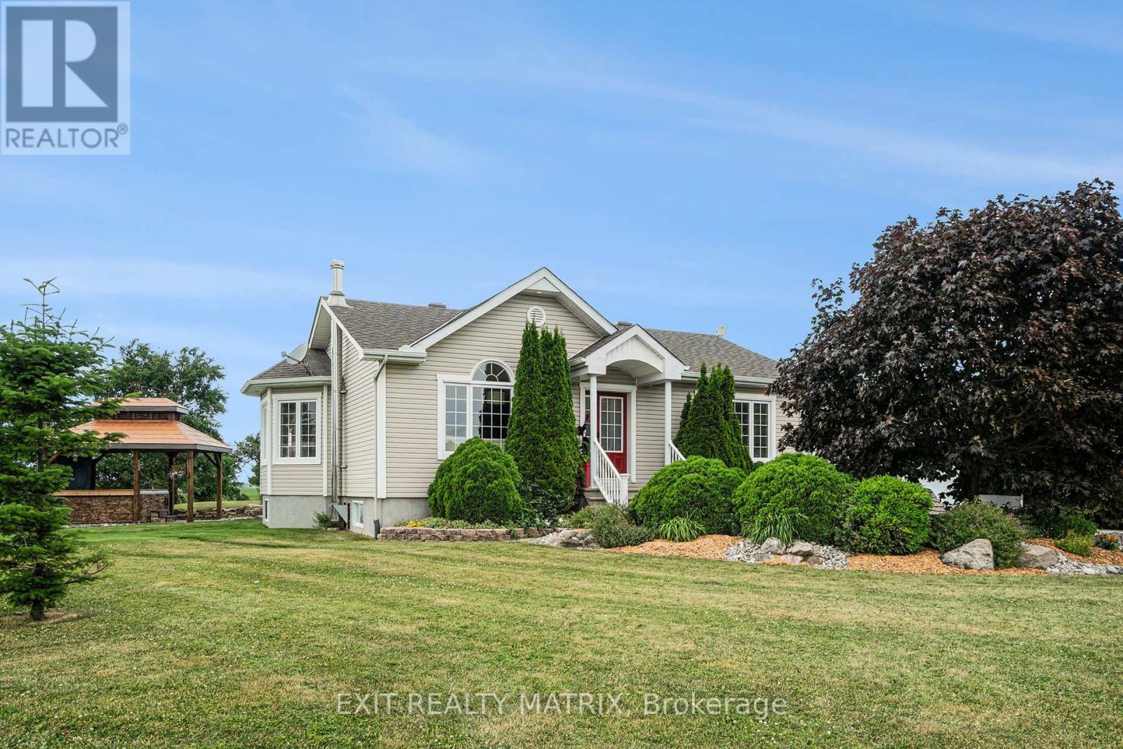 2713 County Road 3 Road, The Nation, Ontario  K0C 2B0 - Photo 2 - X12410595
