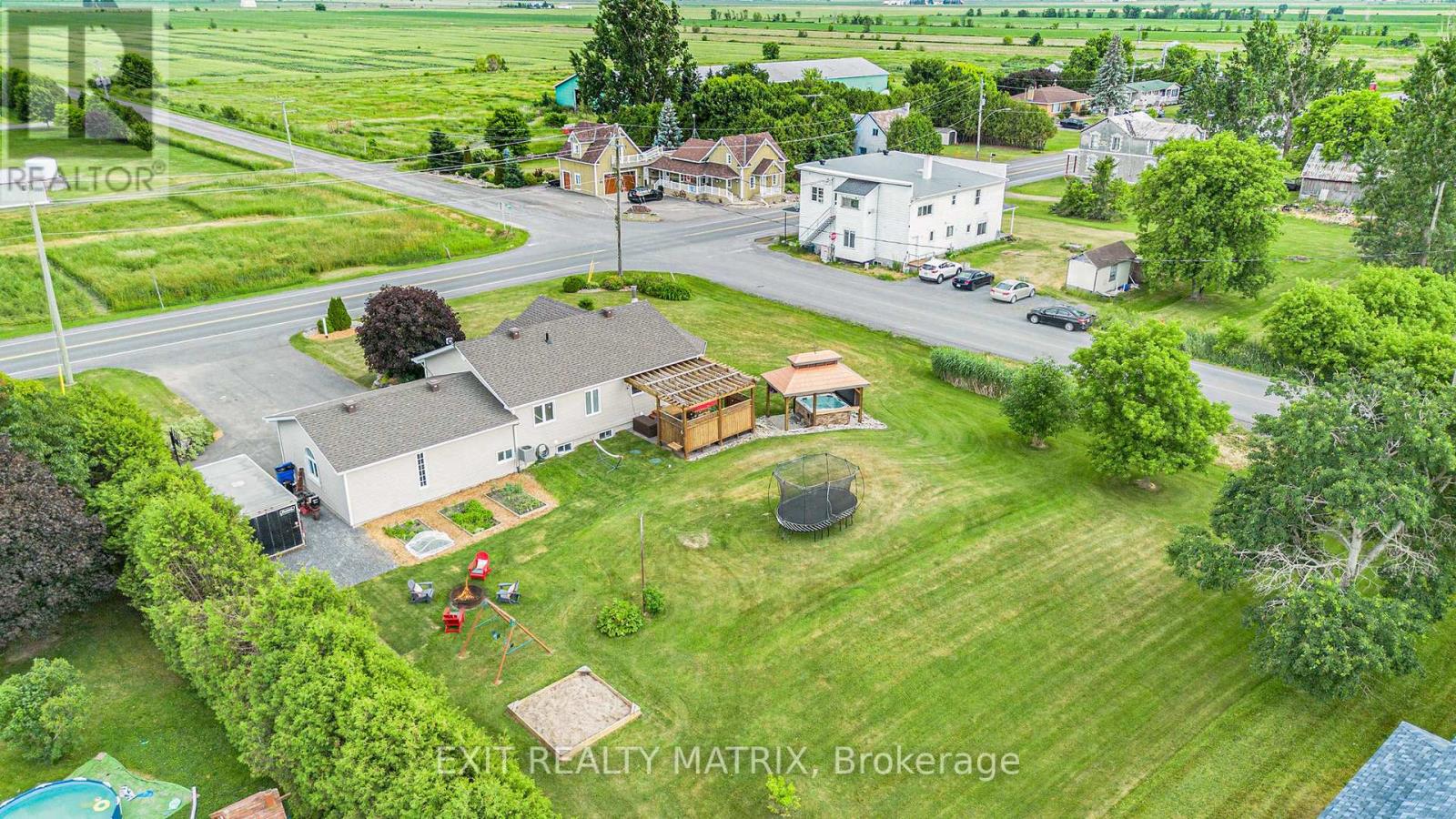 2713 County Road 3 Road, The Nation, Ontario  K0C 2B0 - Photo 25 - X12410595