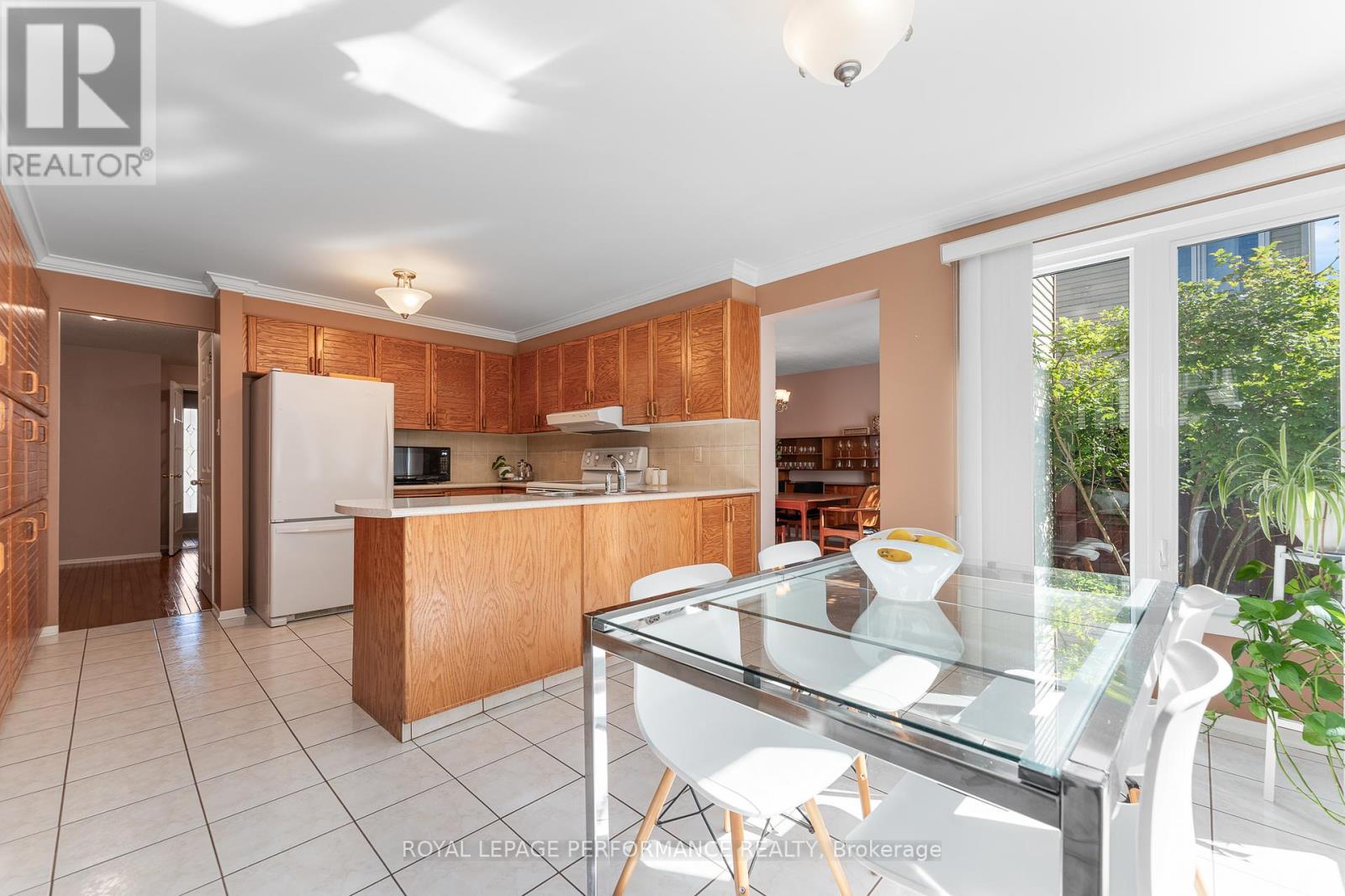 1848 Thistleleaf Crescent, Ottawa, Ontario  K1C 5W7 - Photo 14 - X12410599
