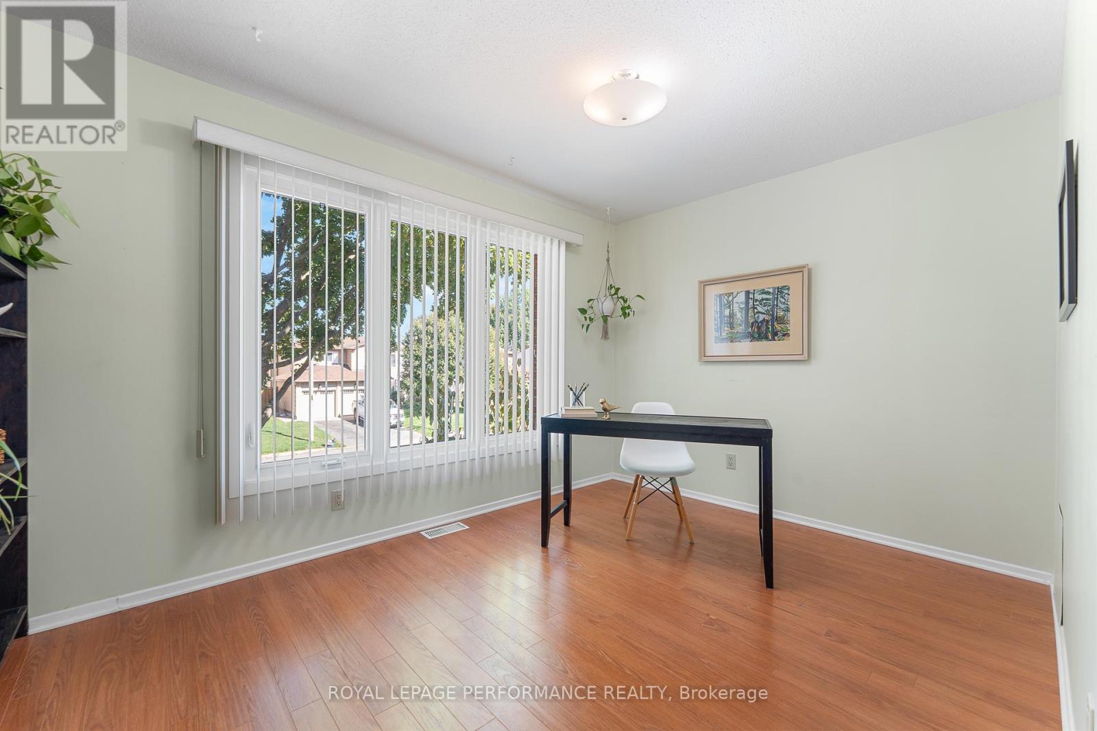 1848 Thistleleaf Crescent, Ottawa, Ontario  K1C 5W7 - Photo 33 - X12410599