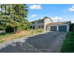 12 APACHE CRESCENT, Ottawa, Ontario