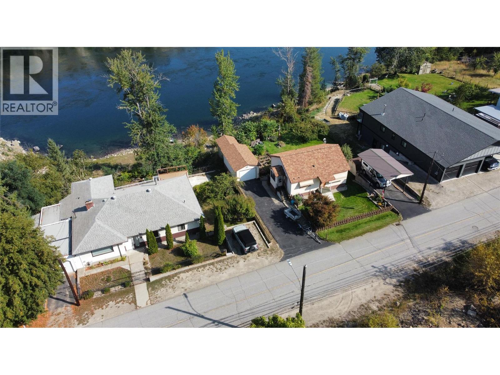 221 2nd Avenue, Rivervale, British Columbia  V1R 4V2 - Photo 3 - 10363280