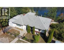 221 2nd Avenue, rivervale, British Columbia