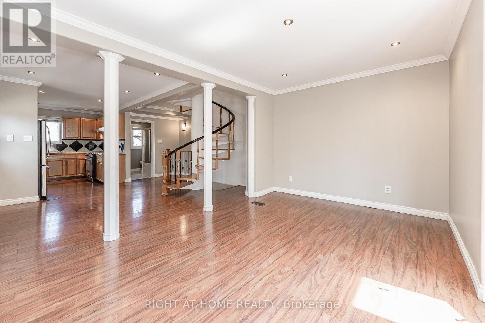 1 Arkledun Avenue, Hamilton, Ontario  L8N 2H4 - Photo 17 - X12410478