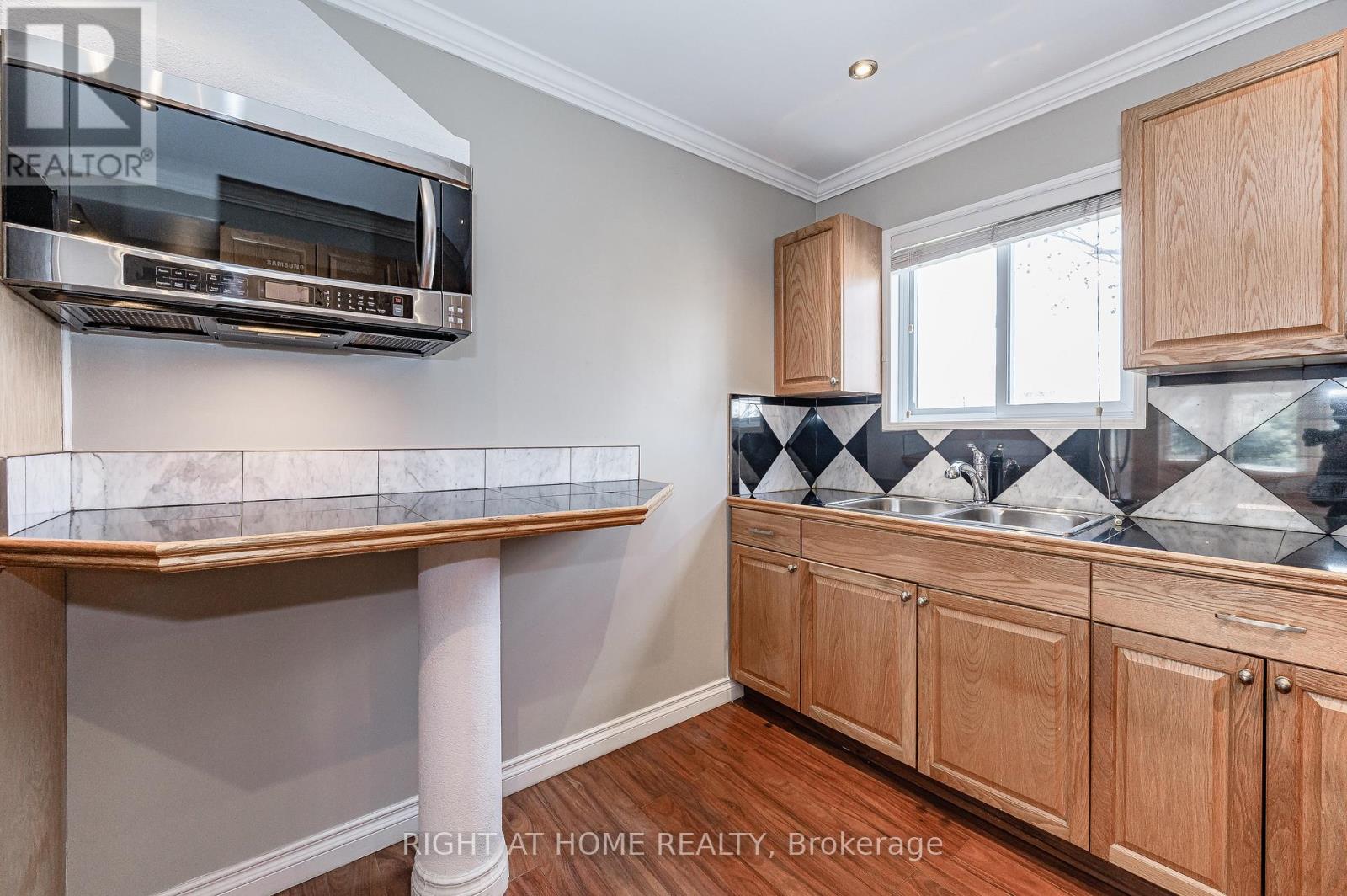 1 Arkledun Avenue, Hamilton, Ontario  L8N 2H4 - Photo 19 - X12410478