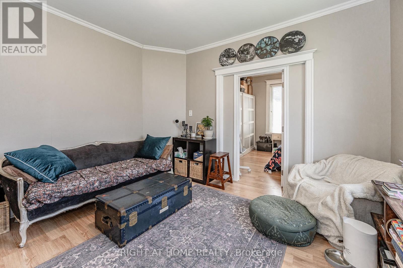 1 Arkledun Avenue, Hamilton, Ontario  L8N 2H4 - Photo 9 - X12410478